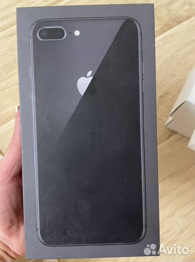 Коробка от iPhone