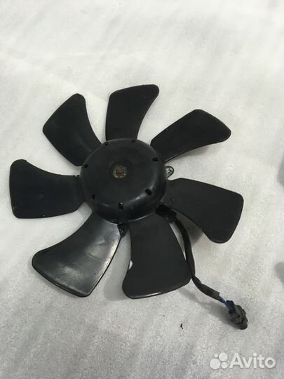 Вентилятор охлаждения Митсубиси Аутлендер XL