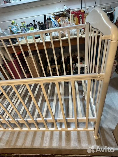 Кроватка детская