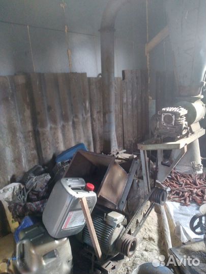 Зернодробилка молотковая