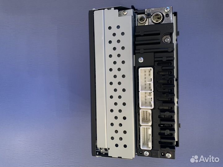 Головное устройство для камри 40