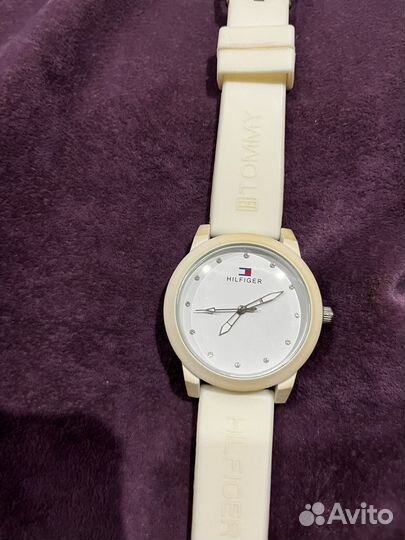Часы tommy hilfiger