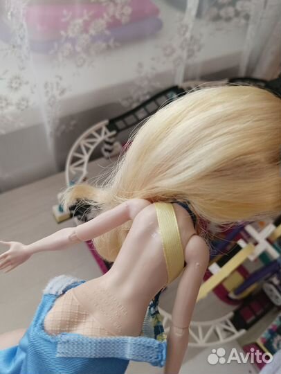 Mattel Ever After High Кукла-школьница