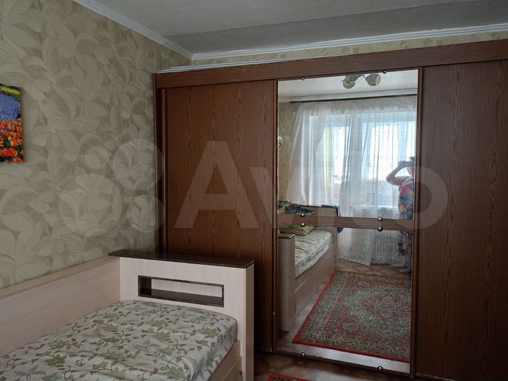 4-к. квартира, 80 м², 2/5 эт.