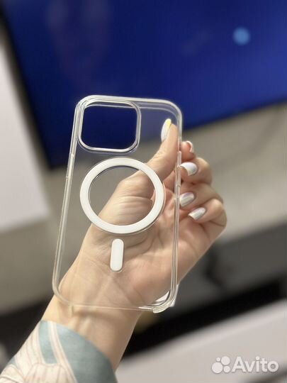 Оригинальный чехол на iPhone 14 pro