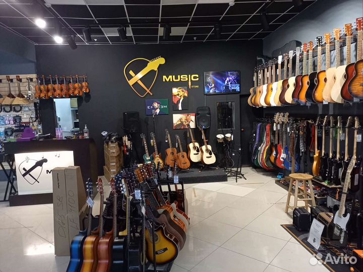 Гитара классическая 1/2