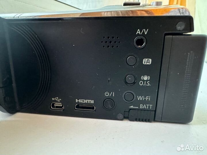 Видеокамера panasonic hc v520