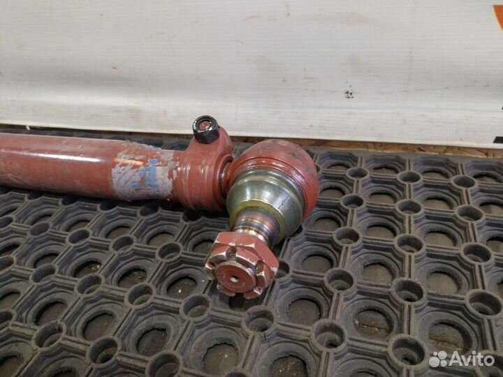 Тяга рулевая поперечная