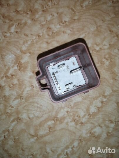 Реле топливного насоса пежо 308