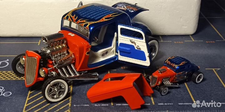 Hot Wheels Legends '34 Ford 1/24 и 1/64