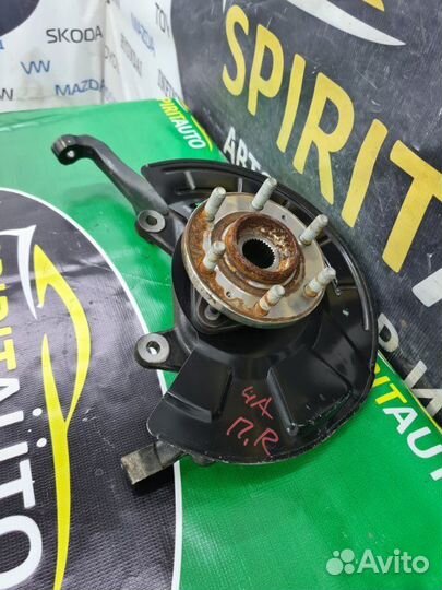 Кулак поворотный передний правый Kia Mohave 2 D6EB