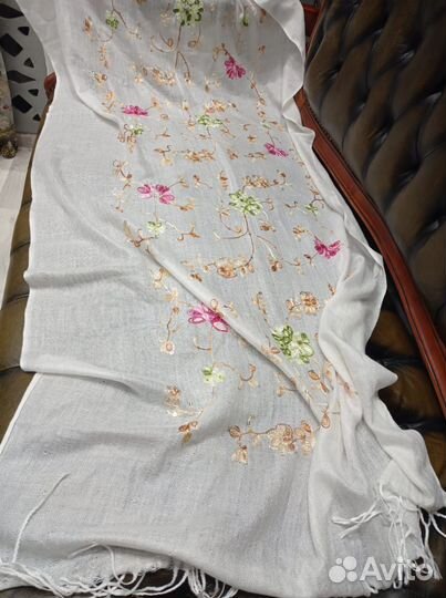 Палантин шерсть/шелк вышивка kenzo италия