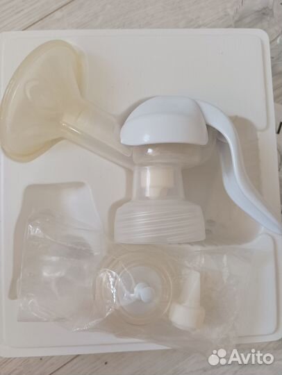 Avent Молокоотсос и 2 бутылочки стекло