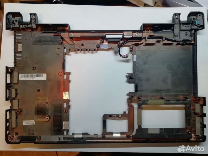 Acer 5820TG поддон