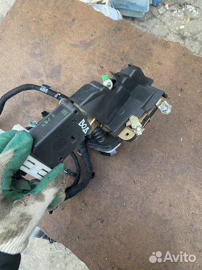 Замок и проводка для константина на carisma