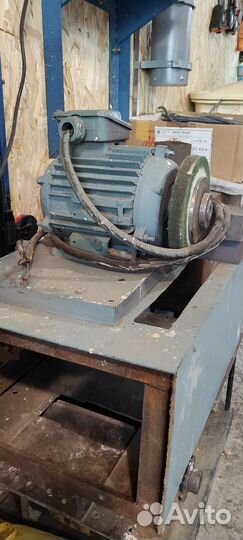 Точильный станок для ножей