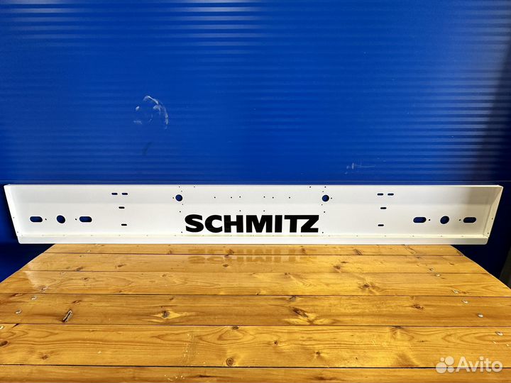 Бампер отбойник панель фонарей schmitz