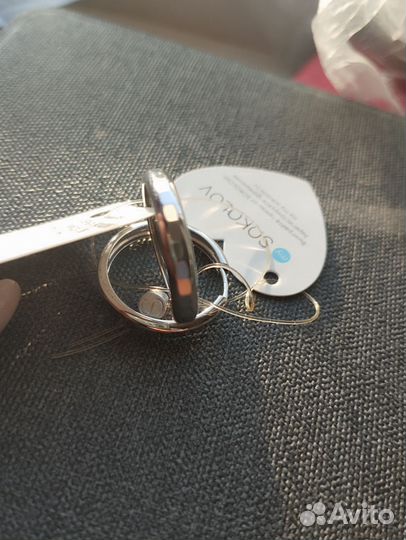 Продам серебряные серьги новые