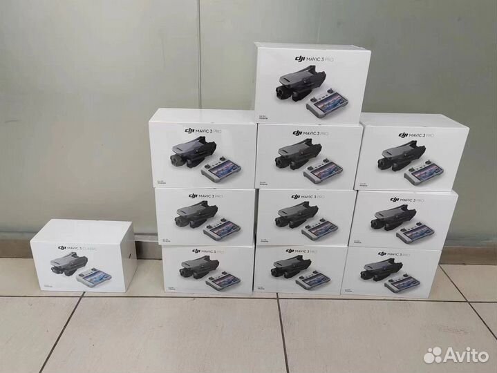 Квадрокоптер DJI Mavic 3 Pro (DJI RC) в наличии