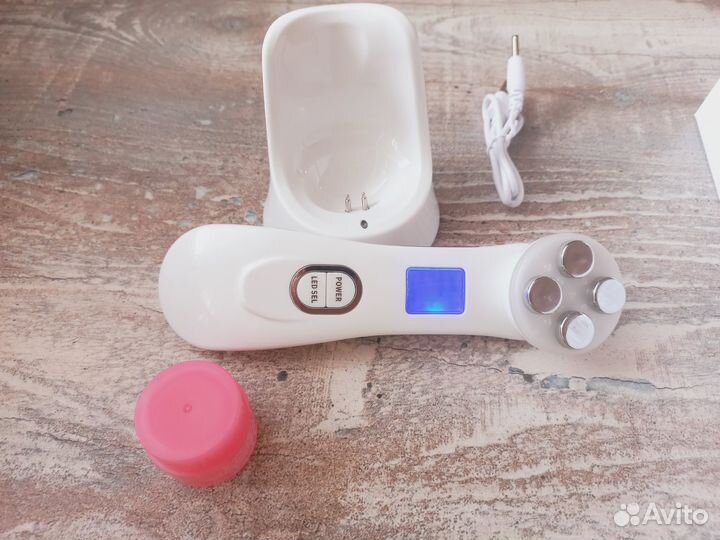 Микротоковый косметический массажёр для лица и шеи