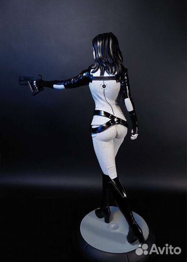 Коллекционная фигурка Миранда Mass Effect