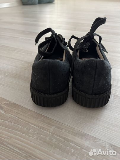 Полуботинки для девочки лаковые