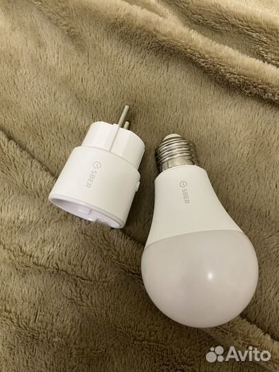 Умная лампочка сбер е27 и розетка