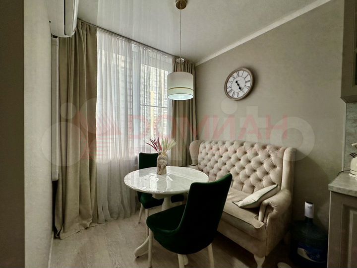 3-к. квартира, 80 м², 4/19 эт.