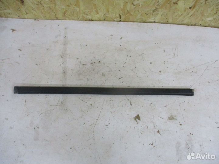 Бархотка наружная задняя Форд Фьюжн 2008