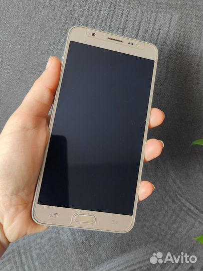 Samsung Galaxy J7 (2016), 2/16 ГБ