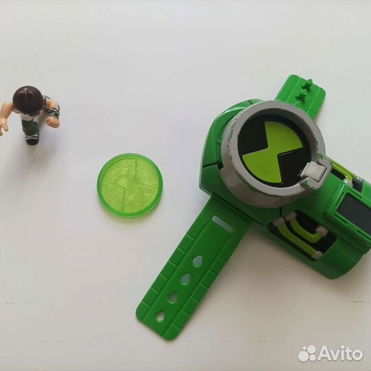 Игрушка- часы Бен Тен