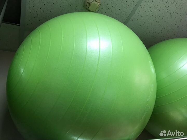 Проф оборудование для фитнеса (коврики, фитболы)