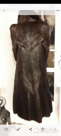 Шуба натур нутрия р50(52бедр подойдер54(книзу трап