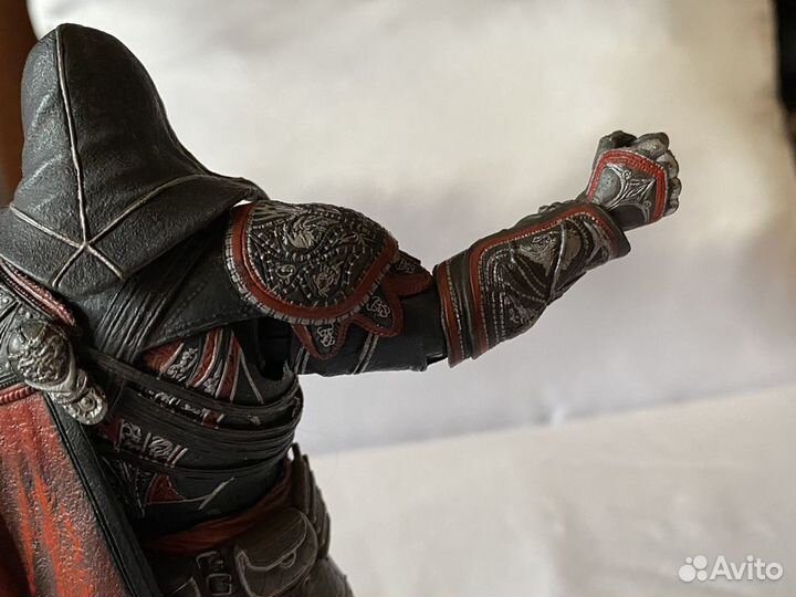 Фигурка Assassin's Creed: Ezio