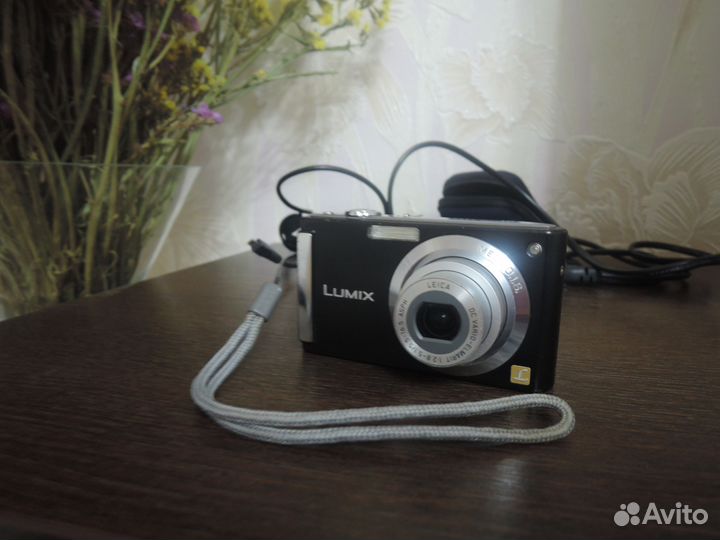 Продам фотоаппарат Panasonic Lumix DMC-FS3