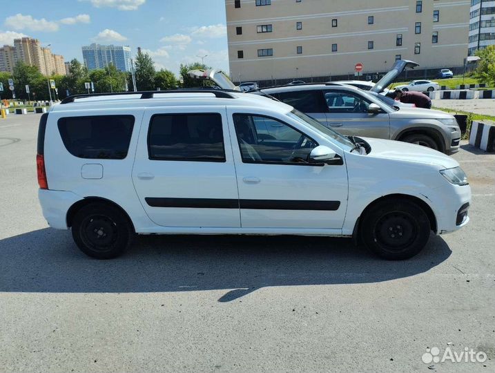 LADA Largus 1.6 МТ, 2021, битый, 111 000 км