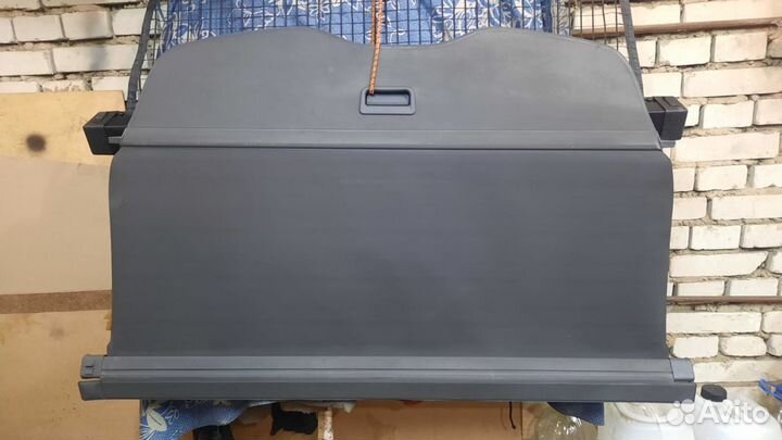 Полка в багажник и сетка в багажник на Туарег