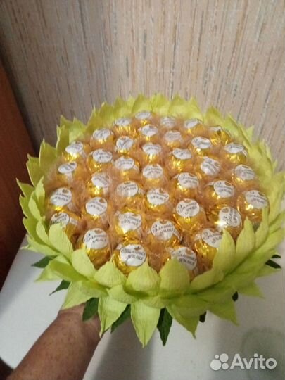 Сладкие букеты из конфет