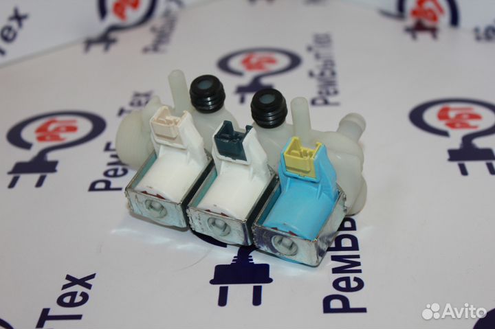 Клапан налива 3W 90 градусов фишками indesit