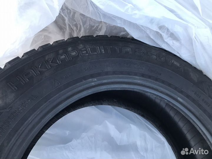 Nokian Tyres Hakkapeliitta 8 SUV 215/65 R17