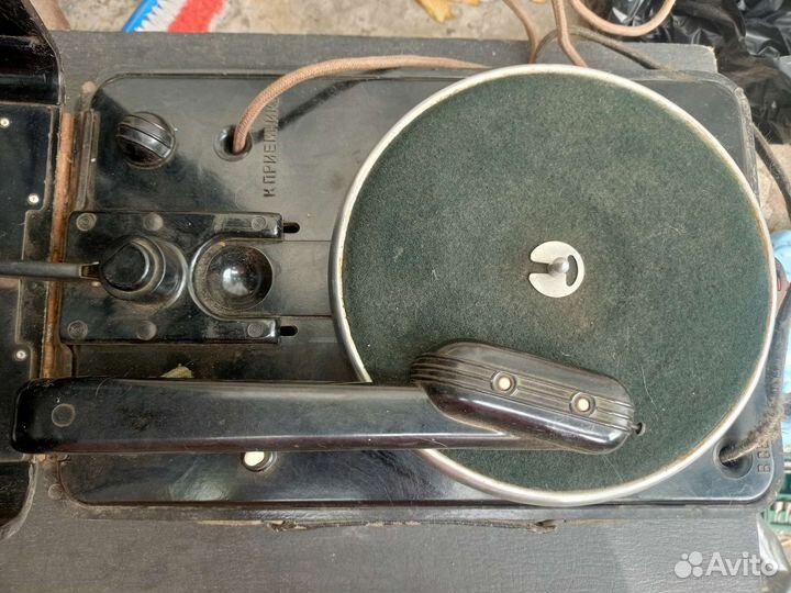 Проигрыватель винила СССР