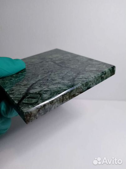 100*100*10 мм. Каменная подставка под статуэтку