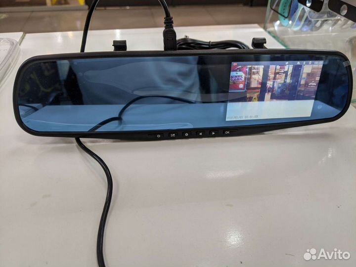 Видеорегистратор-зеркало с камерой заднего вида