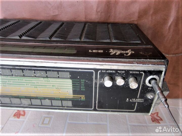 Радиоприёмник Spidola-231