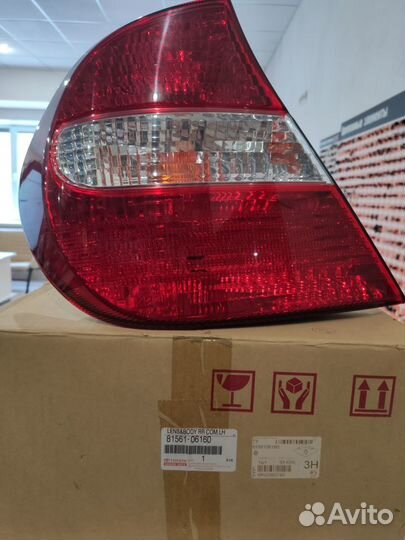 Фара стоп сигнала левая Camry