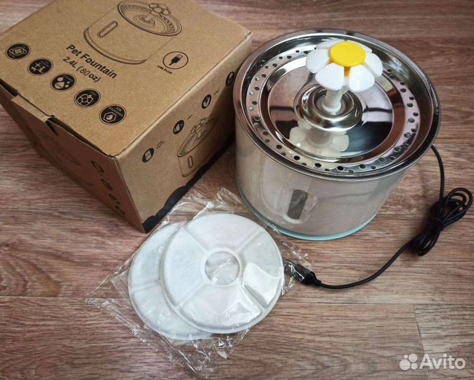 Фонтанчик для кошек и собак