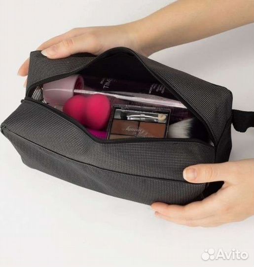 Косметичка дорожная женская