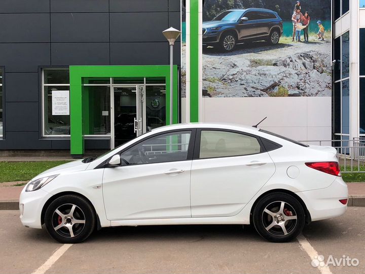 Hyundai Solaris 1.4 AT, 2012, 147 520 км