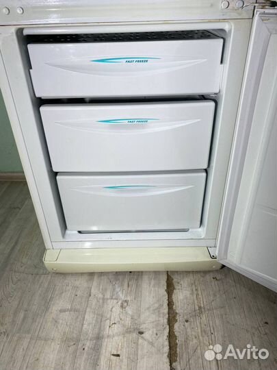 Холодильник Stinol