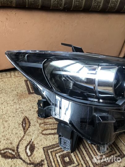 Фара правая Mazda CX-5 (2017-2023)